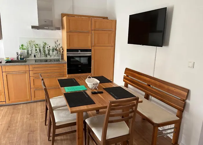 Schiller Apartment